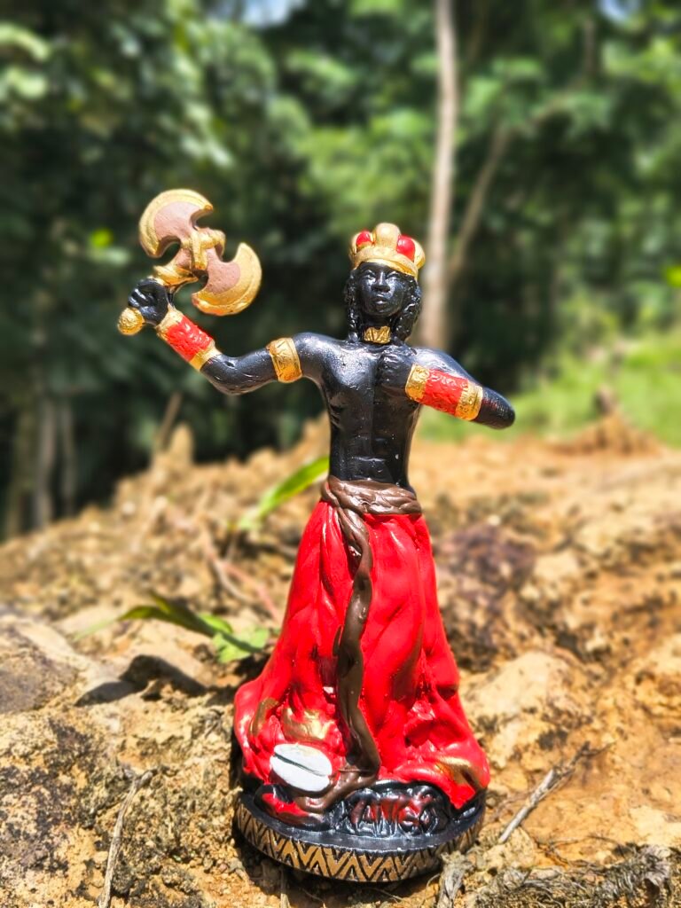 ⚡🔥 Imagem de Xangô – Orixá da Justiça, Força e Sabedoria 🔥⚡
