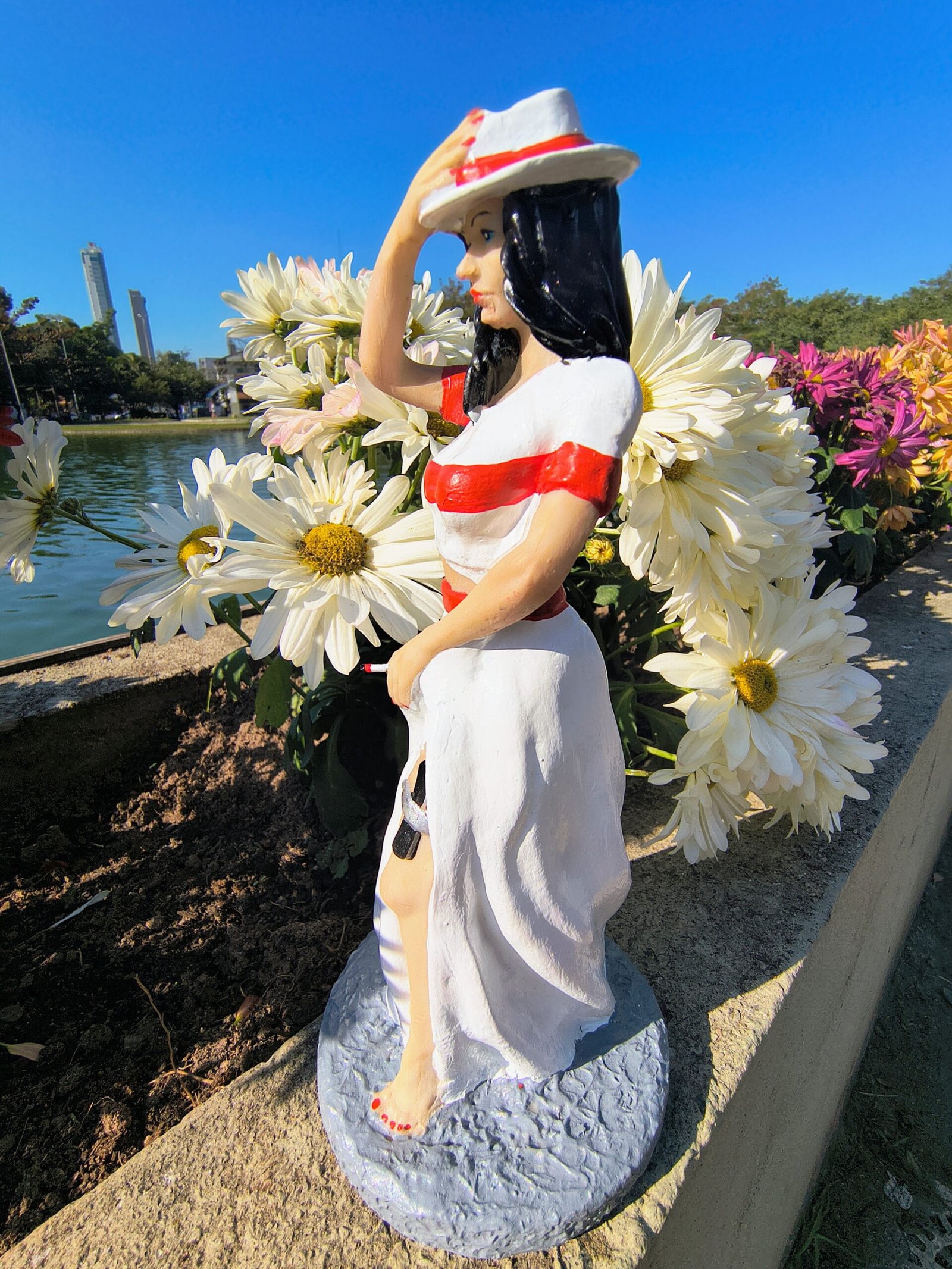 Maria Navalha – Força, Proteção e Elegância Feminina - Imagem 2